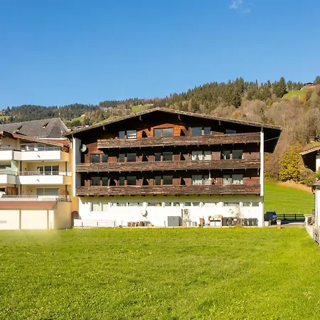 Brixen Alpin Living 19 アパート *